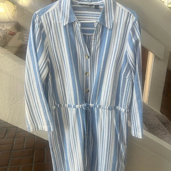 Mlle Gabrielle Dresses & Skirts - Coastal vibe classic striped shirt dress xl